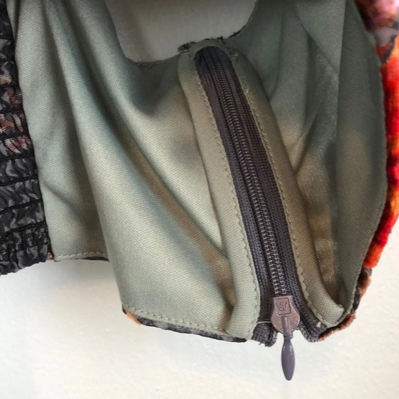 Sage The Label New Women’s Small Gray Rust Print Crop Top - Picture 8 of 11